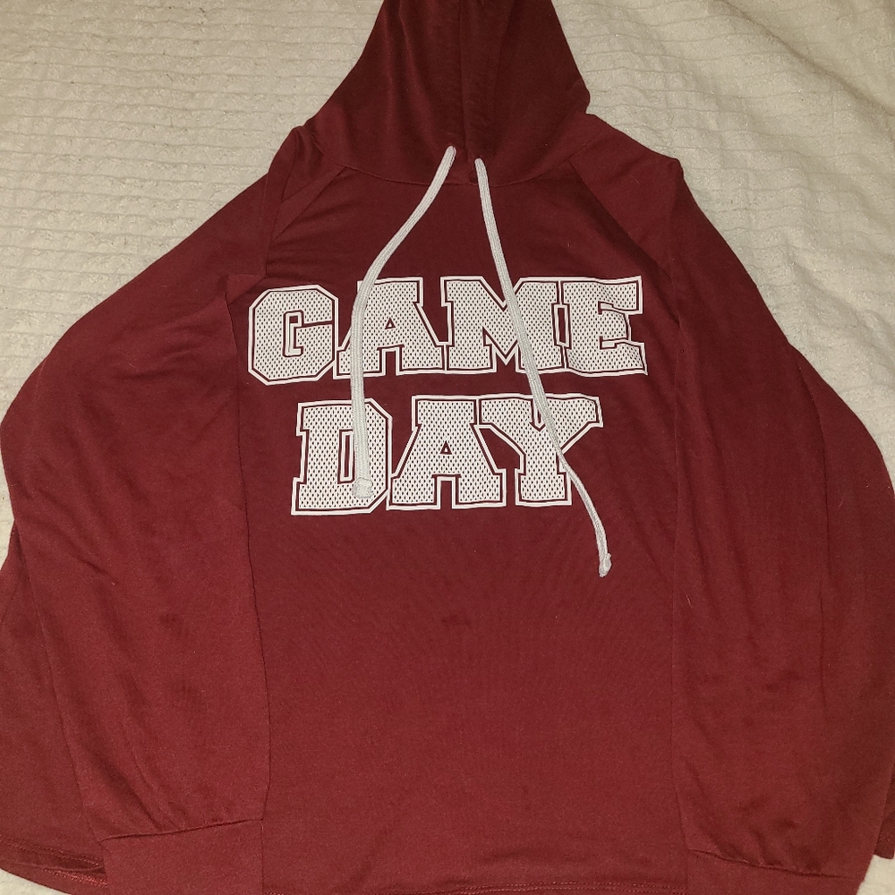Juniors plus Game Day lightweight sweatshirt.